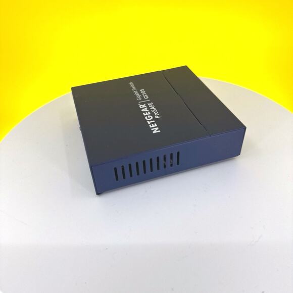 NETGEAR 5-Port Gigabit Ethernet Unmanaged Switch - Picture 13 of 16